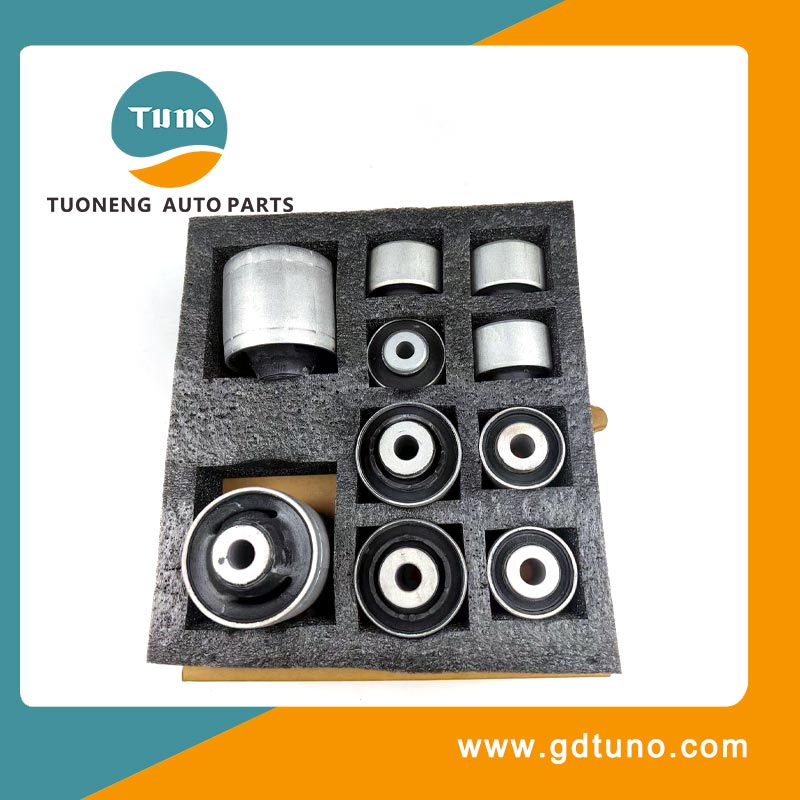 Audi A6L C6 Комплект втулки на преден носач