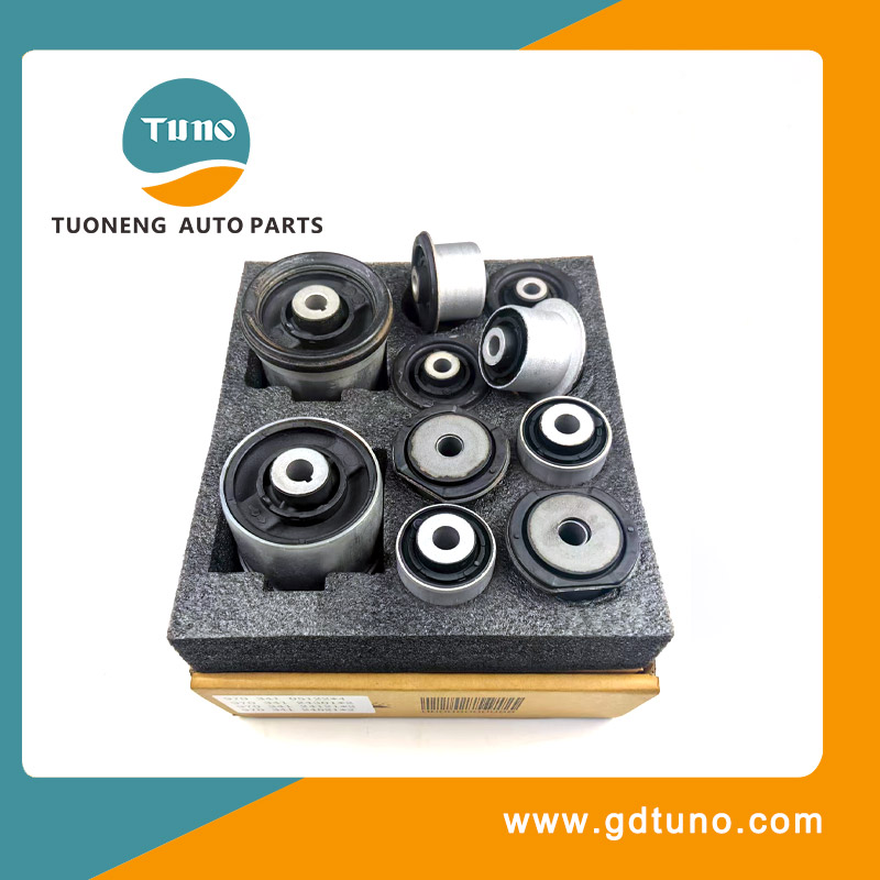 Porsche Panamera 2014–2016 Предна горна и долна втулка на носача